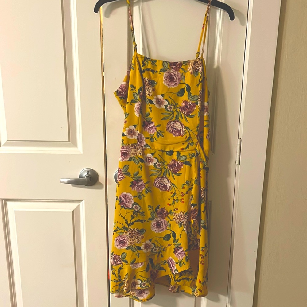 DRESS